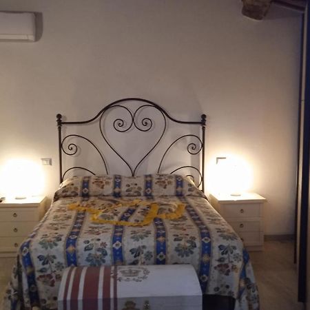 La Casa Di Lisa Appartement Suvereto Buitenkant foto