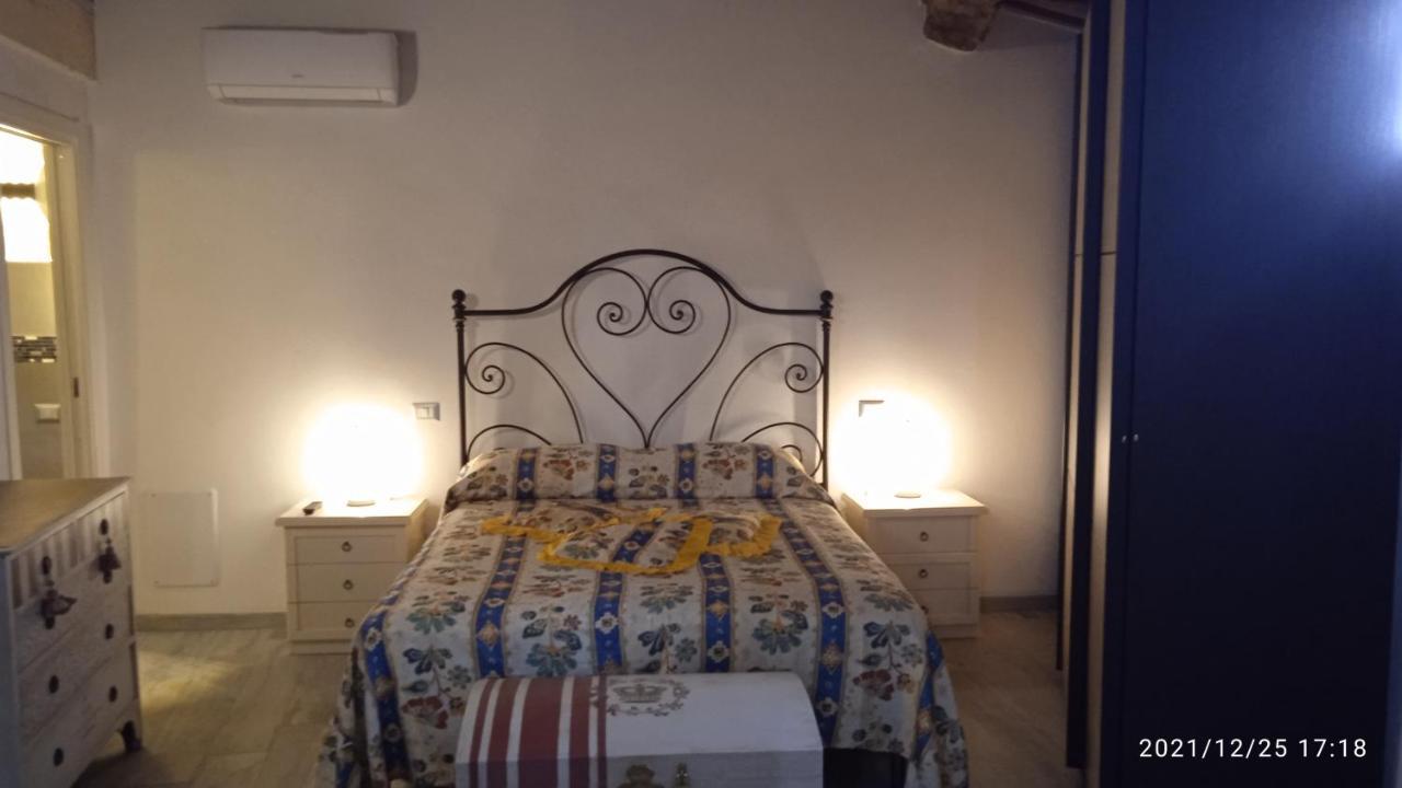La Casa Di Lisa Appartement Suvereto Buitenkant foto